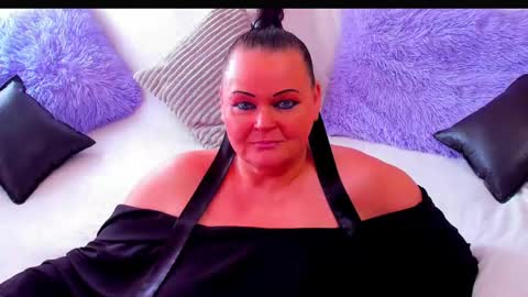 Snapshot of lilian_biegert chatting on May 2026 07:26:01 AM Lili online show from May 2026 07:26:01 AM