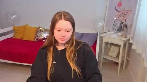 Lilian online show from March 2026 12:53:02 PM