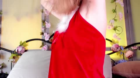 hi guys Im new here Im 18 years oldIve never had sex online show from December 2024 06:24:02 AM