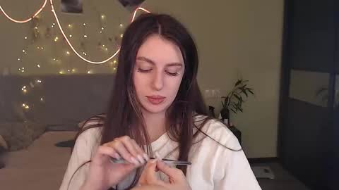 Lilu online show from November 2025 10:52:02 PM