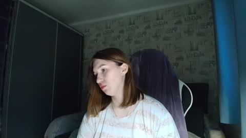 liliawoolf online show from November 2025 07:11:02 AM