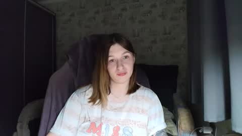 liliawoolf online show from November 2025 07:16:02 PM