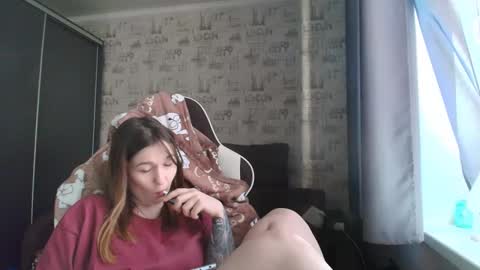 Snapshot of liliawoolf chatting on April 2026 05:07:01 AM liliawoolf online show from April 2026 05:07:01 AM