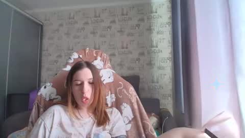 Snapshot of liliawoolf chatting on May 2026 08:45:01 AM liliawoolf online show from May 2026 08:45:01 AM