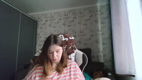 Snapshot of liliawoolf chatting on June 2026 06:01:01 AM liliawoolf online show from June 2026 06:01:01 AM