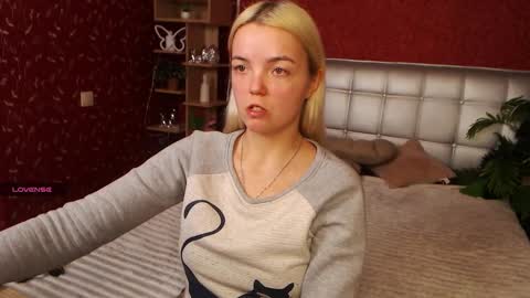 Snapshot of lilieanori chatting on February 2025 09:04:02 PM Lilie online show from February 2025 09:04:02 PM