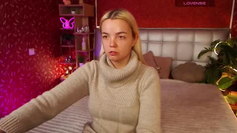 Snapshot of lilieanori chatting on February 2025 03:20:02 PM Lilie online show from February 2025 03:20:02 PM