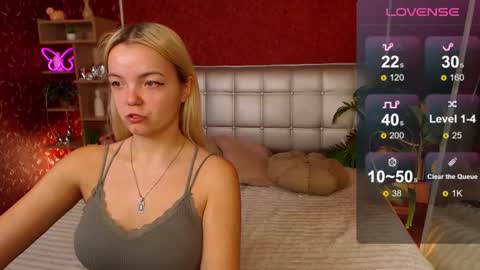 Snapshot of lilieanori chatting on March 2025 07:49:02 PM Lilie online show from March 2025 07:49:02 PM