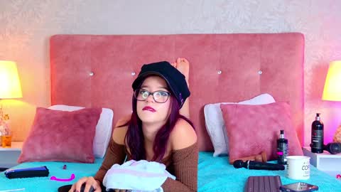 Lili online show from January 2025 10:08:02 PM