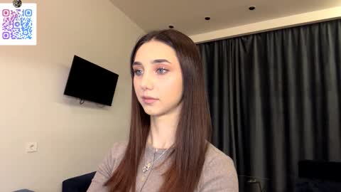 Lina online show from December 2025 10:06:02 PM