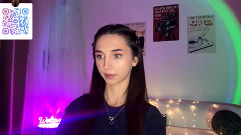 Lina online show from March 2026 10:25:01 PM