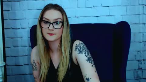 Snapshot of liliiasugar chatting on December 2024 09:54:01 PM LiliiaSugar online show from December 2024 09:54:01 PM