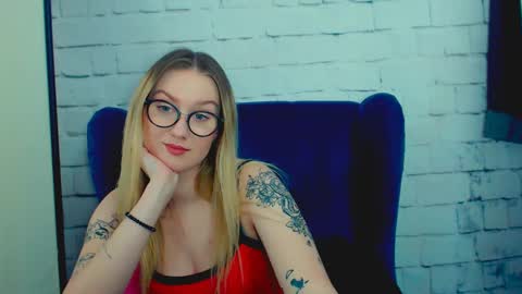 Snapshot of liliiasugar chatting on January 2025 09:30:02 PM LiliiaSugar online show from January 2025 09:30:02 PM