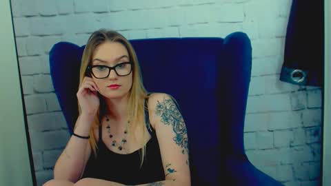 Snapshot of liliiasugar chatting on January 2025 12:43:02 AM LiliiaSugar online show from January 2025 12:43:02 AM