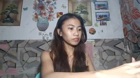 Snapshot of lililaban chatting on May 2026 06:38:01 PM Evelyn online show from May 2026 06:38:01 PM