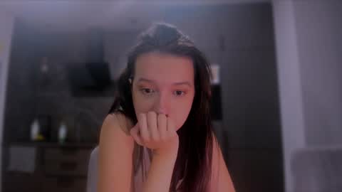 Snapshot of lililaluna chatting on January 2025 09:39:01 PM             ...  online show from January 2025 09:39:01 PM