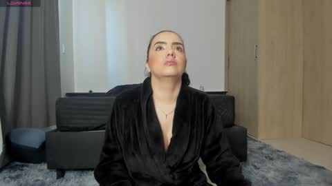 Snapshot of lilirouse chatting on January 2025 02:04:01 PM lilirouse online show from January 2025 02:04:01 PM