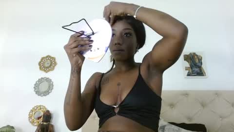 Snapshot of lilit_kyteler chatting on February 2025 07:27:01 PM Lilit Kyteler online show from February 2025 07:27:01 PM