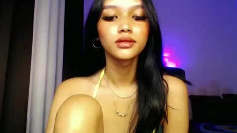 Chloe online show from March 2026 01:00:02 AM