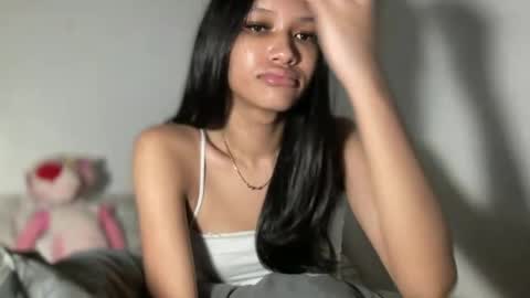 Snapshot of lilit_sensual chatting on July 2026 05:03:02 AM Chloe online show from July 2026 05:03:02 AM