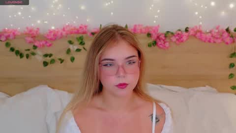 Lilith Bonheur online show from December 2025 09:34:02 PM