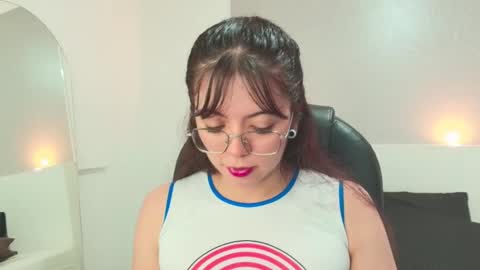 Lilith  online show from September 2025 01:27:01 PM