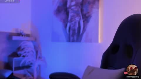 lilith_sage_ online show from February 2025 11:33:01 AM