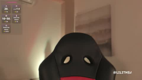 lilith_sage_ online show from November 2025 11:47:01 AM