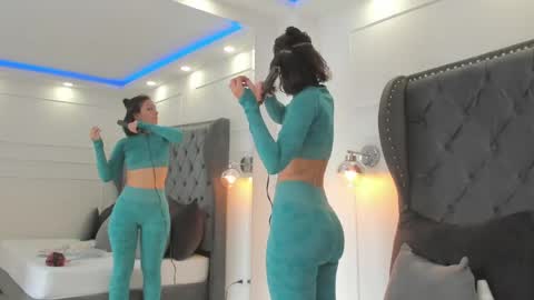 lilith_selene online show from April 2026 09:21:02 PM