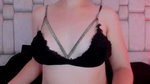 Snapshot of lilithbloom7 chatting on April 2026 07:45:01 AM Welcome to Lilith room online show from April 2026 07:45:01 AM
