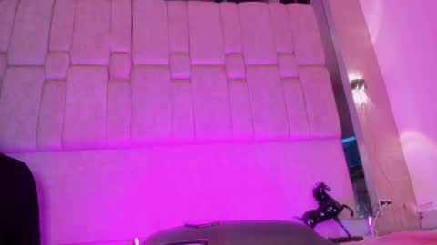 Snapshot of lilithbloom7 chatting on May 2026 04:07:02 AM Welcome to Lilith room online show from May 2026 04:07:02 AM