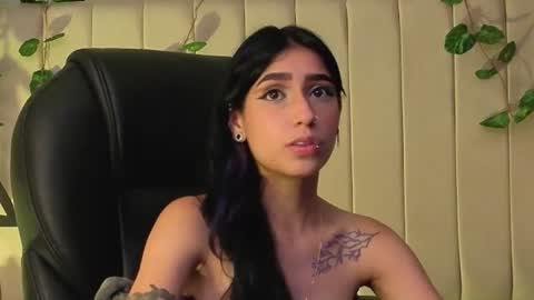 Snapshot of lilithcollins chatting on July 2026 02:38:02 PM LILIKTH online show from July 2026 02:38:02 PM