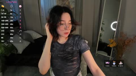 Lilith online show from February 2025 07:36:01 PM
