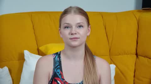 Snapshot of lilitrosen chatting on September 2025 05:35:01 PM lilitrosen online show from September 2025 05:35:01 PM