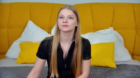 Snapshot of lilitrosen chatting on October 2025 05:22:02 PM lilitrosen online show from October 2025 05:22:02 PM