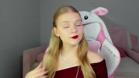 Snapshot of lilitrosen chatting on October 2025 05:35:01 PM lilitrosen online show from October 2025 05:35:01 PM