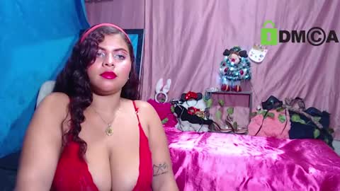 Snapshot of lilits_boobs chatting on December 2024 06:36:01 AM liliana online show from December 2024 06:36:01 AM