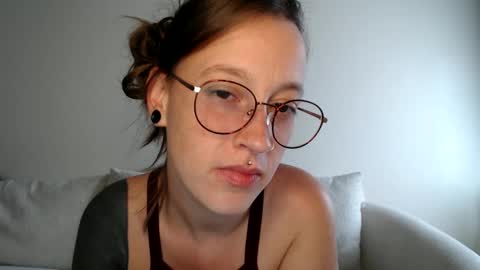 Jay  please help me reach 50 thumbs up online show from September 2025 10:04:02 PM