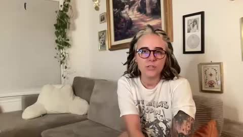 Snapshot of lill_daddysgirl chatting on October 2025 02:30:01 AM lilldaddysgirl online show from October 2025 02:30:01 AM