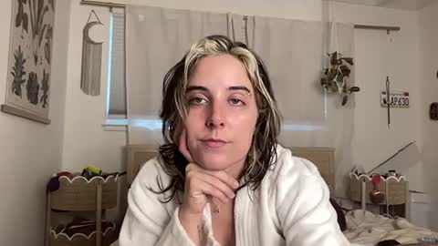 Snapshot of lill_daddysgirl chatting on October 2025 07:12:02 PM lilldaddysgirl online show from October 2025 07:12:02 PM
