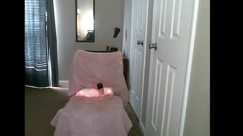 Snapshot of lilli_booty chatting on January 2025 03:50:01 PM Tamara Lee online show from January 2025 03:50:01 PM