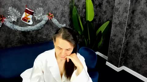 Snapshot of lillian_white1 chatting on December 2024 01:13:01 AM lillian_white1 online show from December 2024 01:13:01 AM