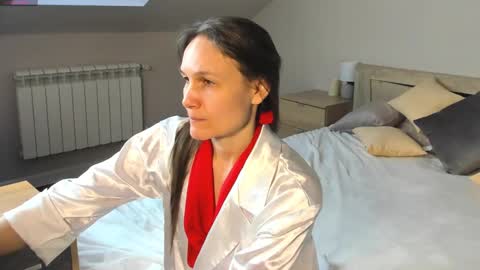 Snapshot of lillian_white1 chatting on February 2025 11:06:02 AM lillian_white1 online show from February 2025 11:06:02 AM