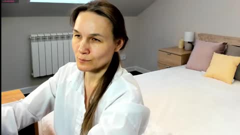 Snapshot of lillian_white1 chatting on February 2025 04:29:01 AM lillian_white1 online show from February 2025 04:29:01 AM