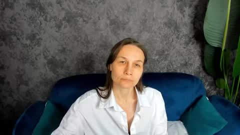 Snapshot of lillian_white1 chatting on February 2025 10:28:02 AM lillian_white1 online show from February 2025 10:28:02 AM