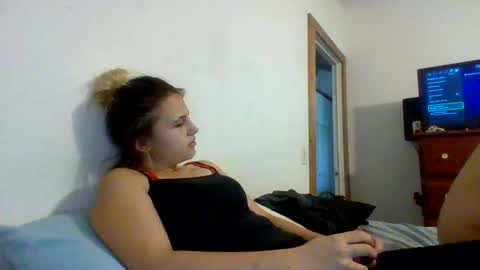 lillie_otter online show from November 2025 07:56:02 PM
