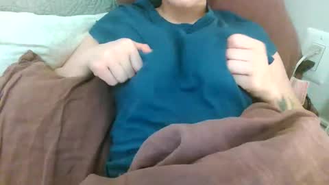 Snapshot of lilly49547 chatting on February 2026 05:17:02 AM Lilly online show from February 2026 05:17:02 AM