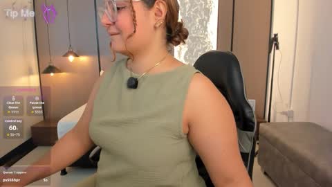 Snapshot of lilly_ass chatting on February 2026 07:58:02 PM L I L L Y online show from February 2026 07:58:02 PM