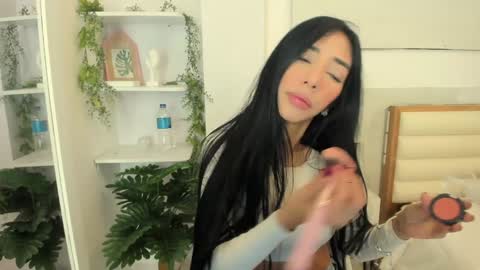 Sweety Lilly Love  online show from December 2024 04:02:02 PM