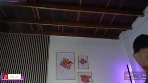 Sofia online show from February 2026 01:11:02 PM